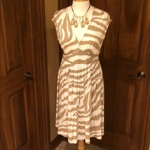 Loft Light weight sundress tan and cream